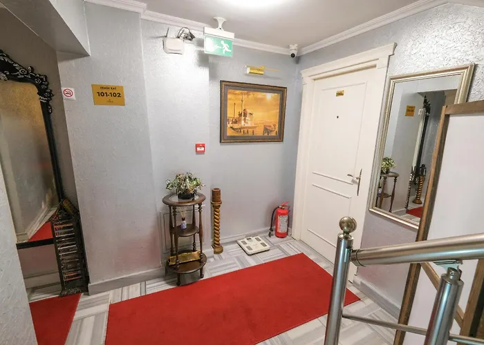 Отель Loren Hotel&suites Стамбул