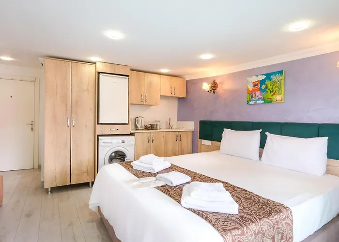 Отель Loren Hotel&suites