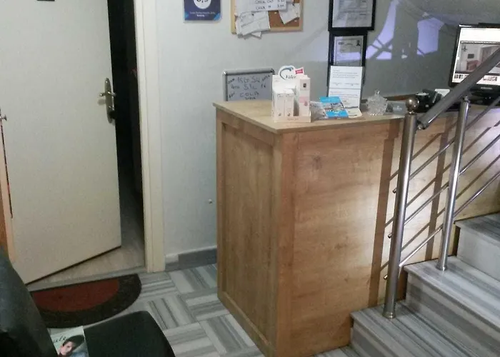 Loren Hotel&suites Отель