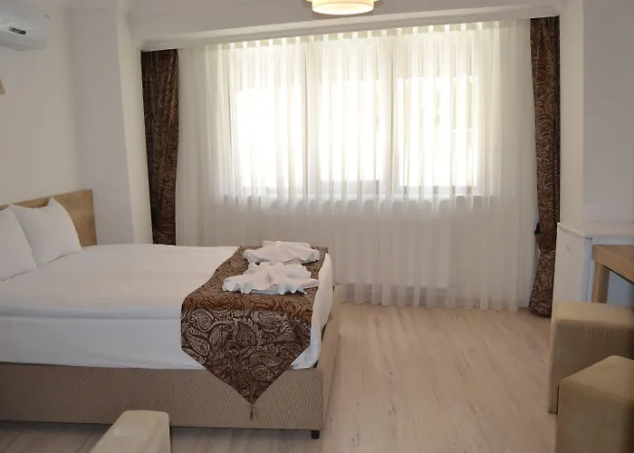 Loren Hotel&suites Отель 5*