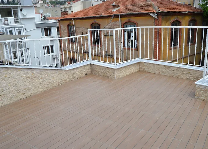 Loren Hotel&suites Отель