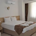 Loren Hotel&suites Hotel 5*